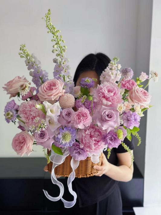 博思花藝婚慶教育，婚慶培訓，花藝培訓，插花培訓，花藝師培訓，主持人培訓，商務主持人培訓，花店運營培訓，花店全系統(tǒng)營銷，小白開花店，小白學主持，金璽棠婚慶酒店，金璽棠總部，鄭州金麻雀教育科技有限公司