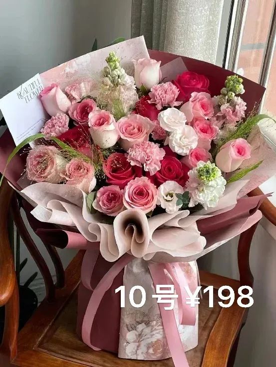 博思花藝婚慶教育，婚慶培訓(xùn)，花藝培訓(xùn)，插花培訓(xùn)，花藝師培訓(xùn)，主持人培訓(xùn)，商務(wù)主持人培訓(xùn)，花店運(yùn)營培訓(xùn)，花店全系統(tǒng)營銷，小白開花店，小白學(xué)主持，金璽棠婚慶酒店，金璽棠總部，鄭州金麻雀教育科技有限公司