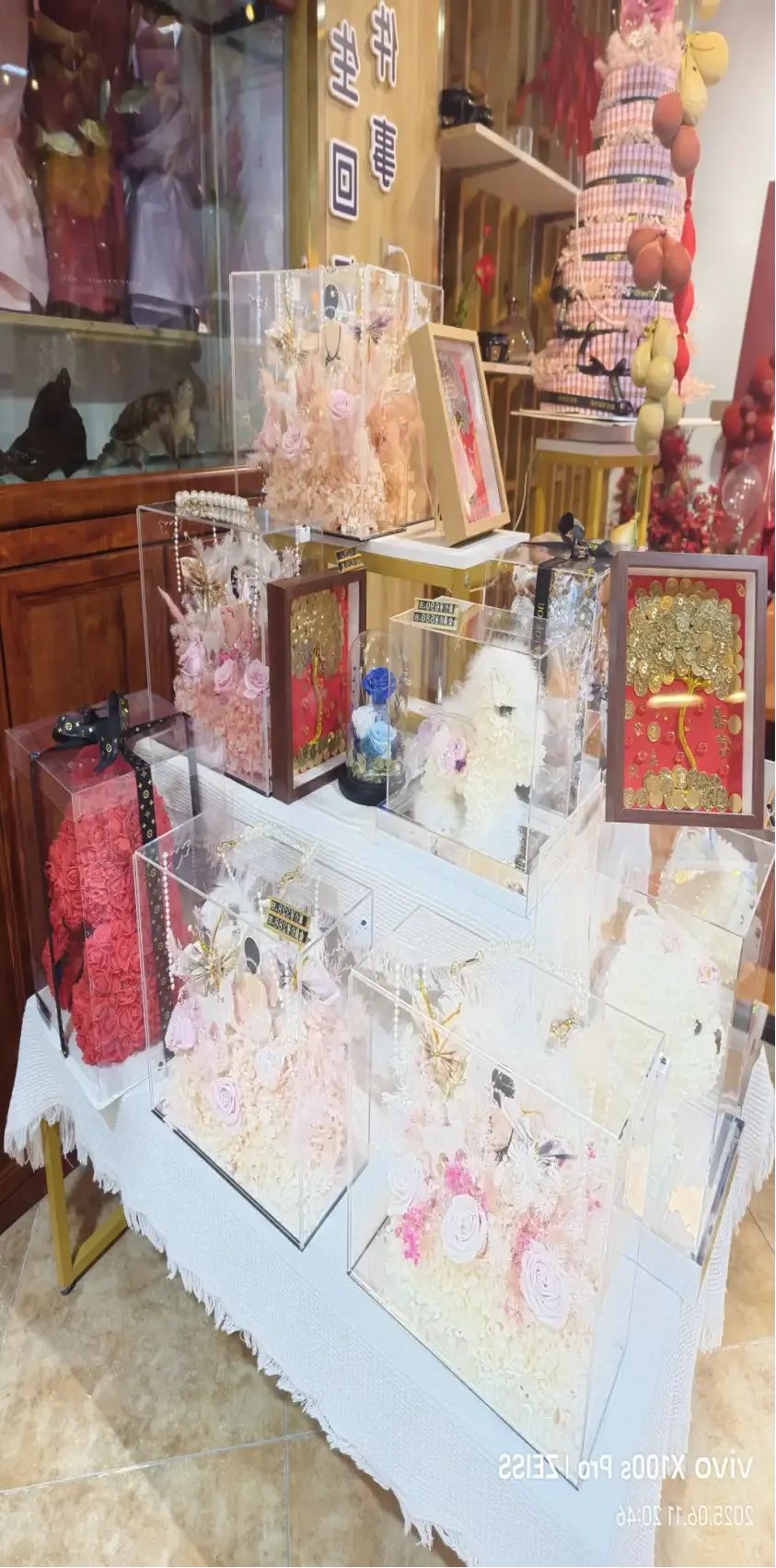 博思花藝婚慶教育，婚慶培訓(xùn)，花藝培訓(xùn)，插花培訓(xùn)，花藝師培訓(xùn)，主持人培訓(xùn)，商務(wù)主持人培訓(xùn)，花店運營培訓(xùn)，花店全系統(tǒng)營銷，小白開花店，小白學(xué)主持，金璽棠婚慶酒店，金璽棠總部，鄭州金麻雀教育科技有限公司